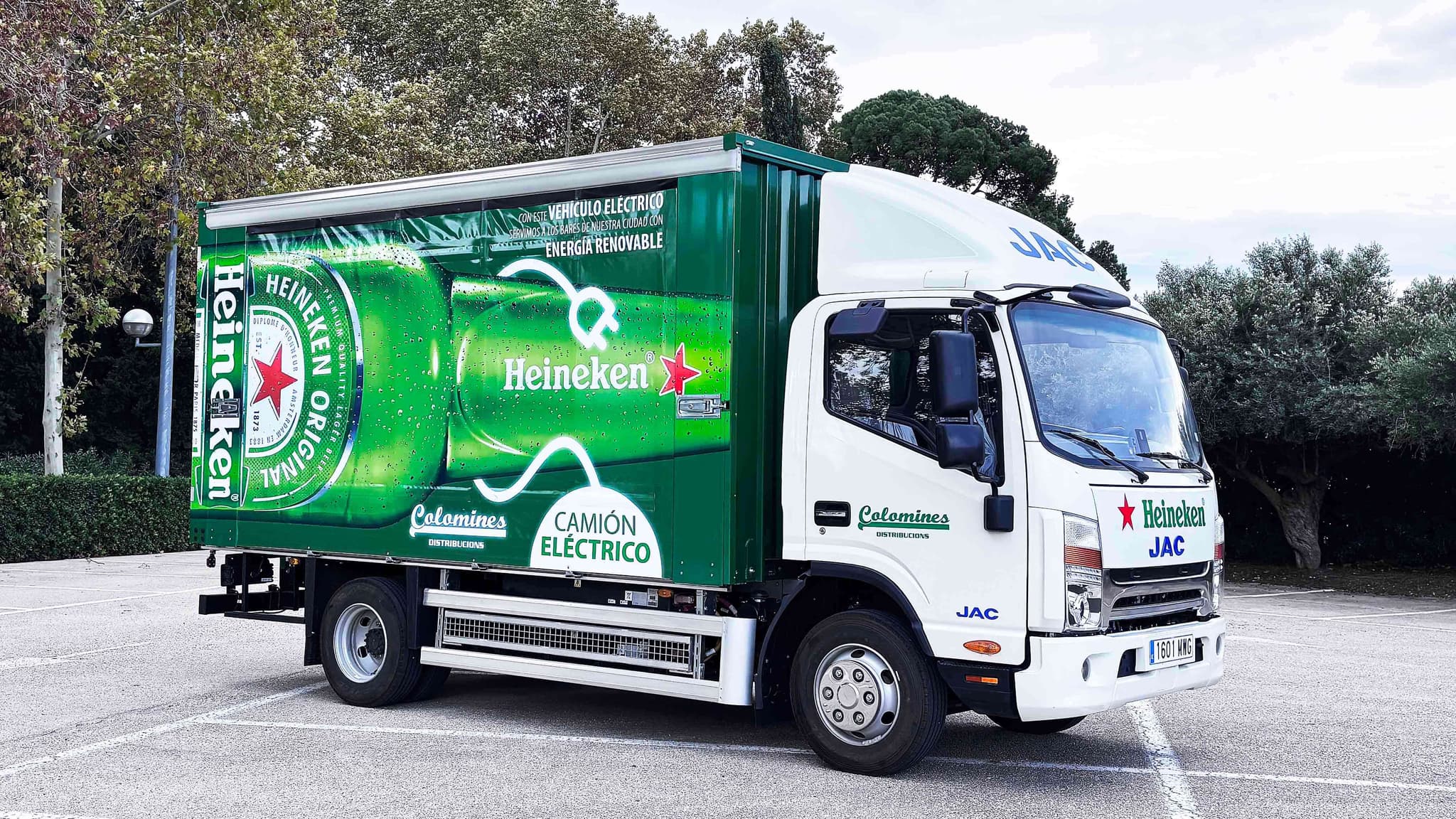 Heineken refuerza su flota con camiones eléctricos iJAC7.5
